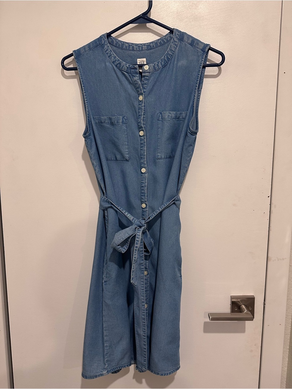 GAP Sleeveless Chambray Midi Dress in Light Blue with Tie Waist